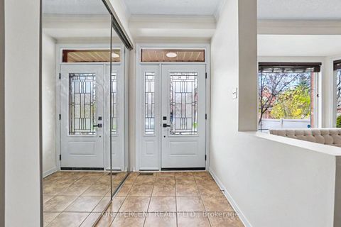 Photo 3 at 860 Taradale Drive, Nepean (Strandherd), Ottawa