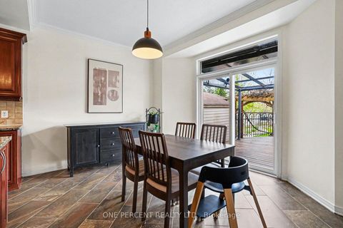 Photo 12 at 860 Taradale Drive, Nepean (Strandherd), Ottawa
