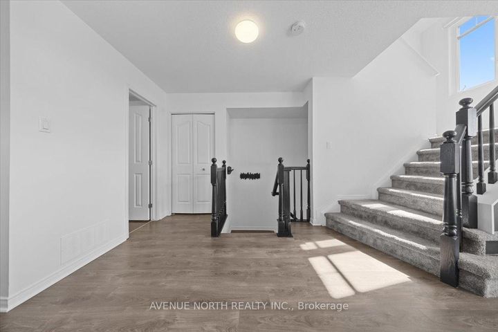 Photo 2 at 25 - 220 Tivoli Private, Nepean (Merivale Industrial Park/Citiplace), Ottawa