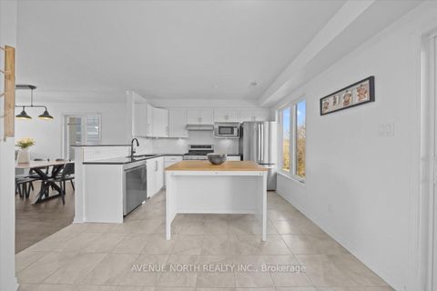 Photo 14 at 25 - 220 Tivoli Private, Nepean (Merivale Industrial Park/Citiplace), Ottawa