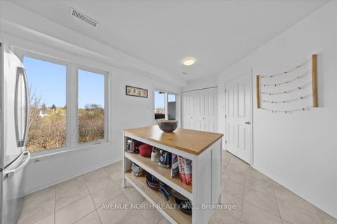 Photo 15 at 25 - 220 Tivoli Private, Nepean (Merivale Industrial Park/Citiplace), Ottawa