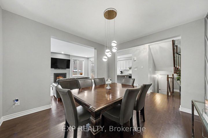 Photo 9 at 707 Cashmere Terrace, Nepean (Heritage Park), Ottawa