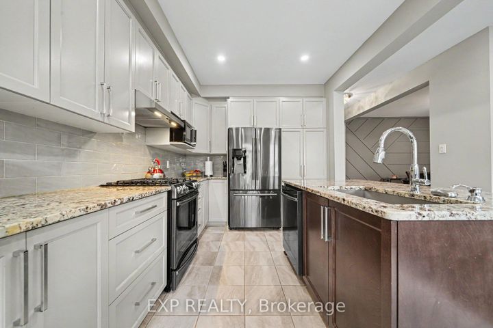 Photo 12 at 707 Cashmere Terrace, Nepean (Heritage Park), Ottawa