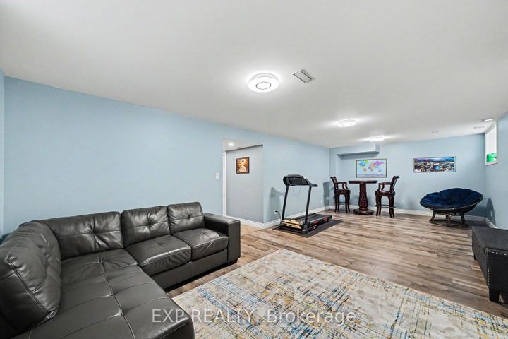 Photo 25 at 707 Cashmere Terrace, Nepean (Heritage Park), Ottawa