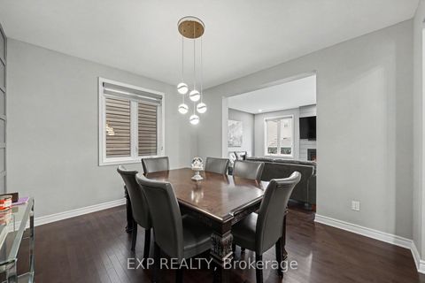 Photo 10 at 707 Cashmere Terrace, Nepean (Heritage Park), Ottawa