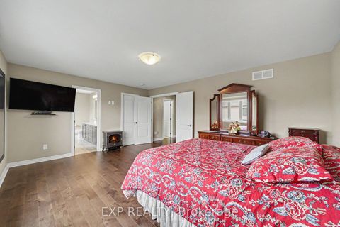Photo 18 at 707 Cashmere Terrace, Nepean (Heritage Park), Ottawa