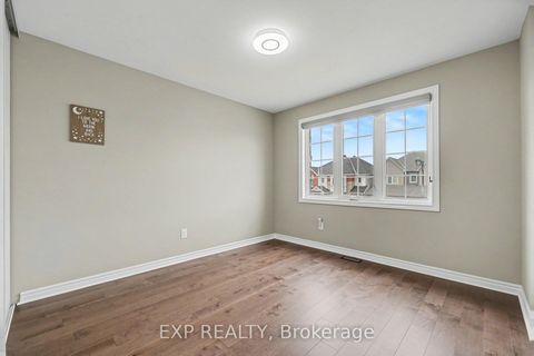 Photo 21 at 707 Cashmere Terrace, Nepean (Heritage Park), Ottawa