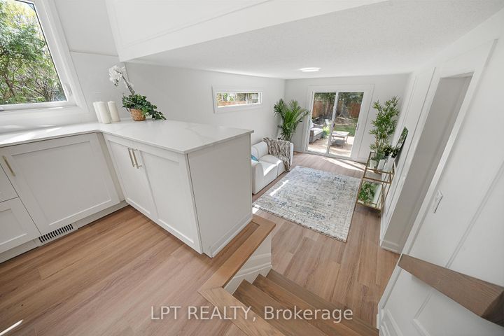 Photo 16 at 19 Moorcroft Road, Nepean (Briargreen), Ottawa