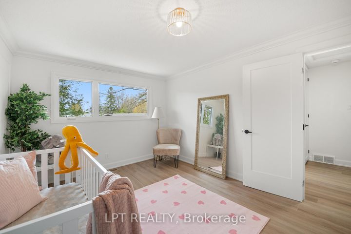 Photo 21 at 19 Moorcroft Road, Nepean (Briargreen), Ottawa