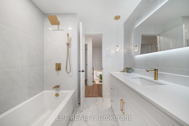 Photo 24 at 19 Moorcroft Road, Nepean (Briargreen), Ottawa