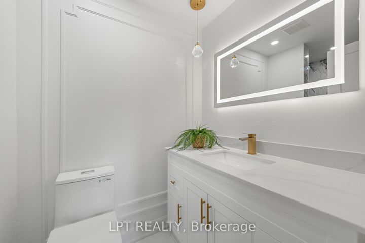 Photo 30 at 19 Moorcroft Road, Nepean (Briargreen), Ottawa