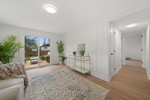 Photo 18 at 19 Moorcroft Road, Nepean (Briargreen), Ottawa