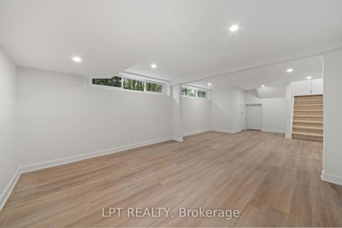 Photo 38 at 19 Moorcroft Road, Nepean (Briargreen), Ottawa