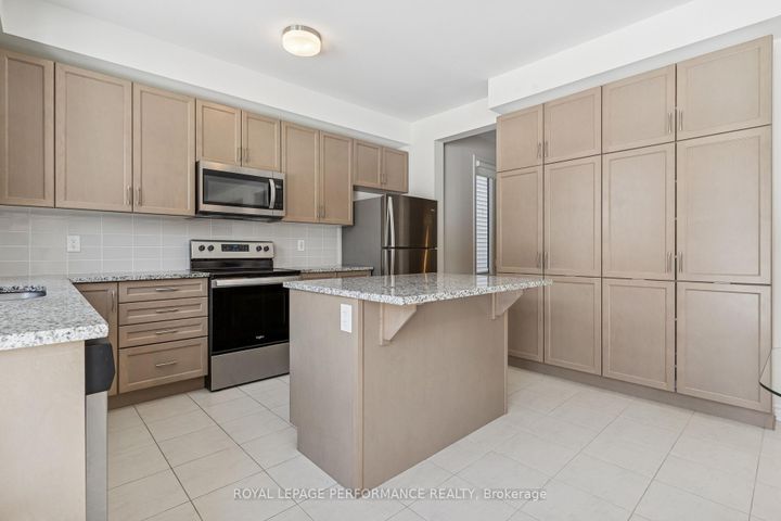Photo 17 at 845 Snap Hook Crescent, Nepean (Half Moon Bay), Ottawa