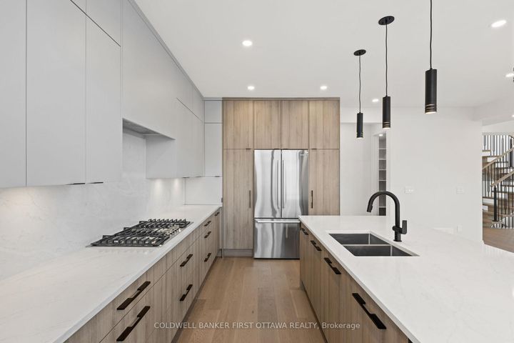 Photo 16 at 93 LOTTA Avenue, Nepean (Meadowlands/St. Claire Gardens), Ottawa