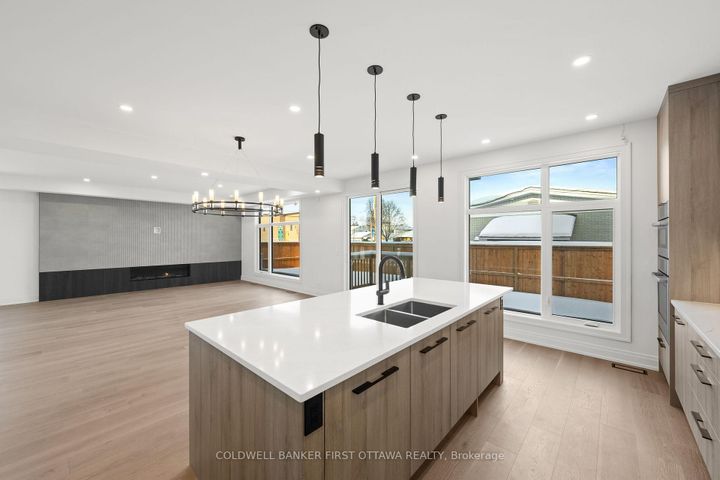Photo 19 at 93 LOTTA Avenue, Nepean (Meadowlands/St. Claire Gardens), Ottawa