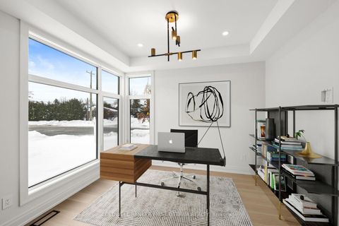 Photo 4 at 93 LOTTA Avenue, Nepean (Meadowlands/St. Claire Gardens), Ottawa