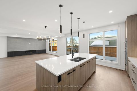 Photo 19 at 93 LOTTA Avenue, Nepean (Meadowlands/St. Claire Gardens), Ottawa
