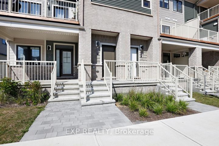 Photo 2 at 757 Chromite Private, Nepean (Heritage Park), Ottawa