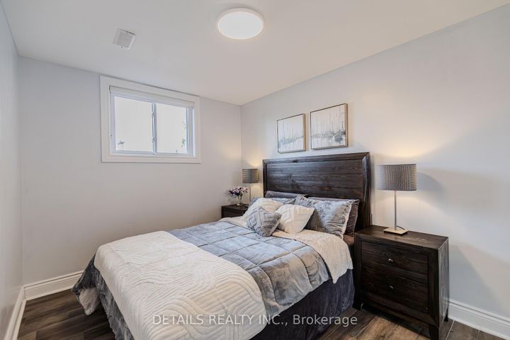 Photo 39 at 7 Kerry Crescent, Nepean (City View/Skyline/Fisher Heights/Parkwood Hills), Ottawa