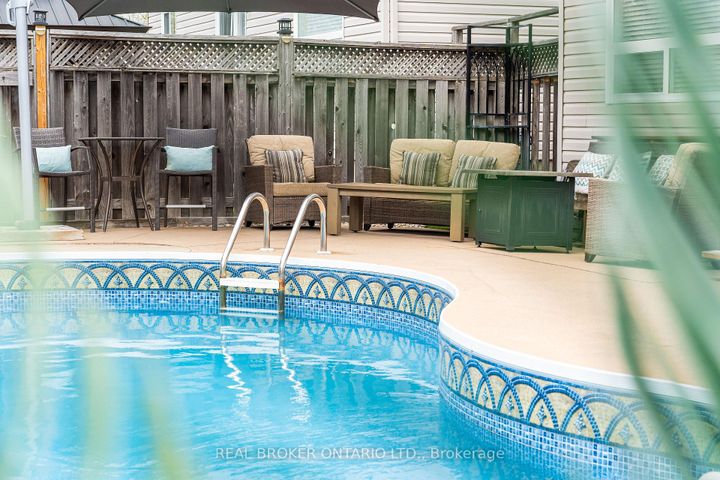 Photo 46 at 41 Golder's Green Lane, Nepean (Longfields), Ottawa