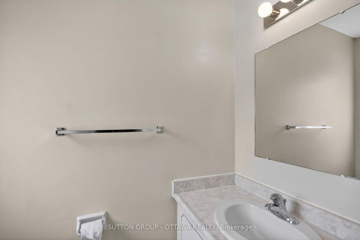 Photo 6 at 79 - 35D Woodvale Green, Nepean (Craig Henry/Woodvale), Ottawa