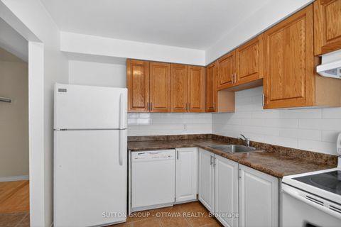 Photo 12 at 79 - 35D Woodvale Green, Nepean (Craig Henry/Woodvale), Ottawa