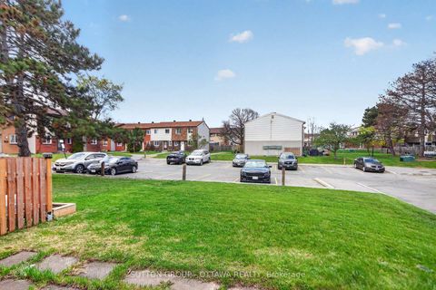 Photo 42 at 79 - 35D Woodvale Green, Nepean (Craig Henry/Woodvale), Ottawa
