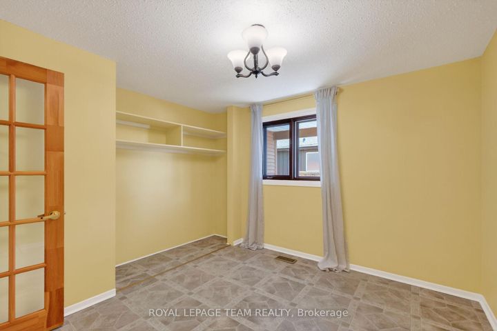 Photo 25 at 21 Lindhurst Crescent, Nepean (Briargreen), Ottawa