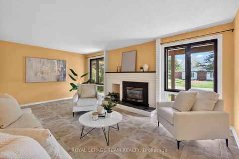 Photo 7 at 21 Lindhurst Crescent, Nepean (Briargreen), Ottawa