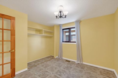 Photo 25 at 21 Lindhurst Crescent, Nepean (Briargreen), Ottawa