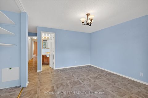 Photo 33 at 21 Lindhurst Crescent, Nepean (Briargreen), Ottawa