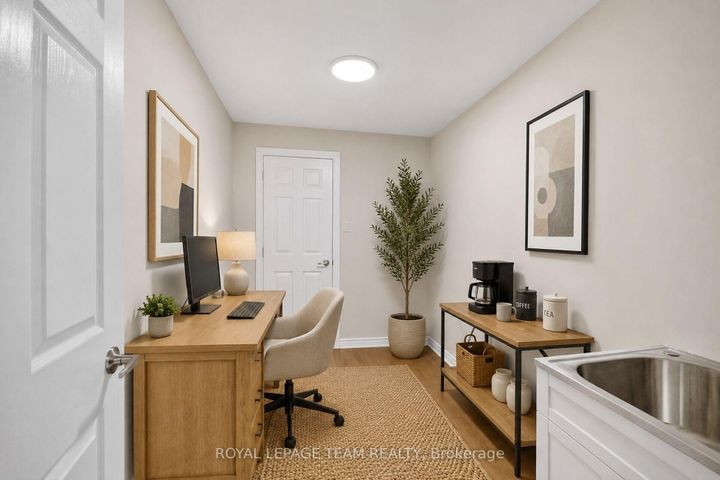 Photo 5 at 342 Sweet Grass Circle, Nepean (Half Moon Bay), Ottawa