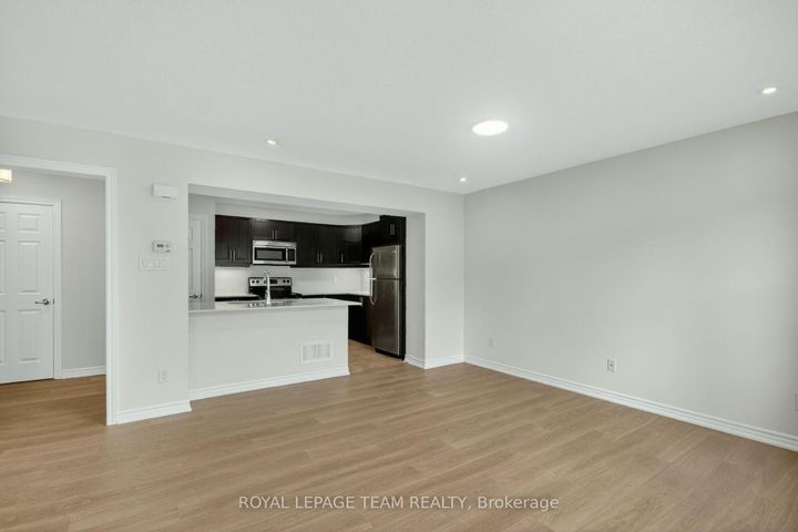 Photo 20 at 342 Sweet Grass Circle, Nepean (Half Moon Bay), Ottawa