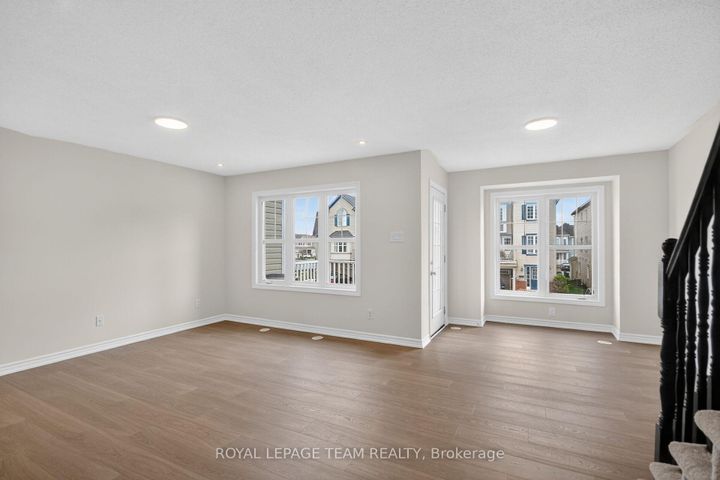 Photo 21 at 342 Sweet Grass Circle, Nepean (Half Moon Bay), Ottawa