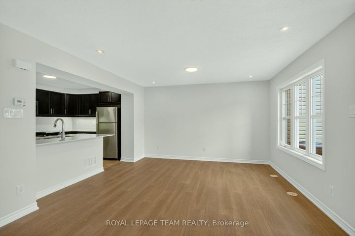 Photo 23 at 342 Sweet Grass Circle, Nepean (Half Moon Bay), Ottawa