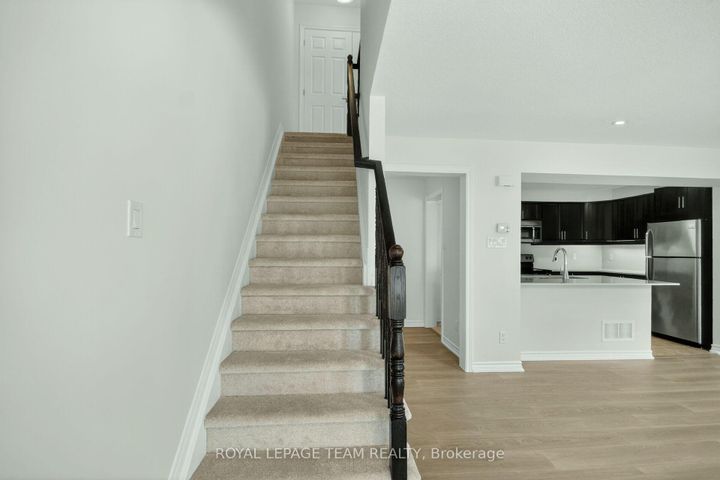 Photo 28 at 342 Sweet Grass Circle, Nepean (Half Moon Bay), Ottawa