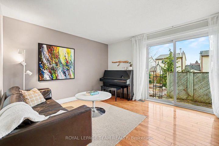 Photo 12 at 43 Whelan Drive, Nepean (Pheasant Run), Ottawa