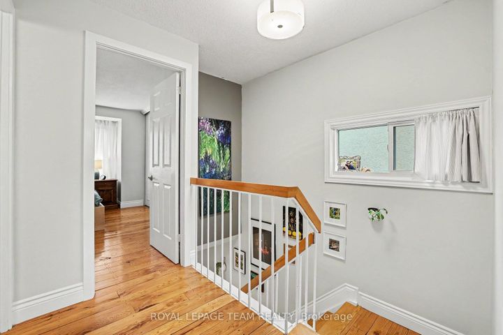 Photo 16 at 43 Whelan Drive, Nepean (Pheasant Run), Ottawa