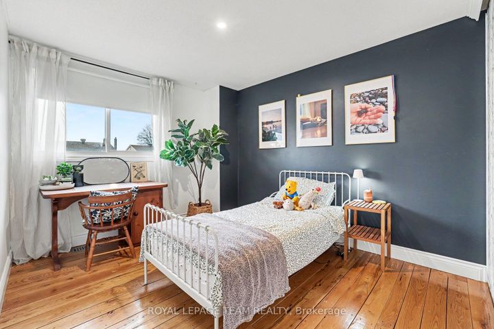 Photo 21 at 43 Whelan Drive, Nepean (Pheasant Run), Ottawa