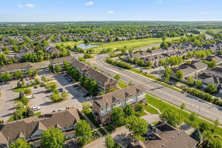 Photo 2 at 150 Urbancrest Private, Nepean (Stonebridge), Ottawa