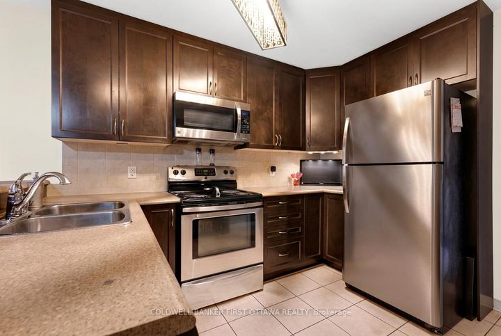 Photo 10 at 150 Urbancrest Private, Nepean (Stonebridge), Ottawa