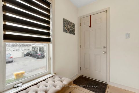Photo 5 at 150 Urbancrest Private, Nepean (Stonebridge), Ottawa