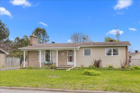Photo 0 at 28 Glenmanor Drive, Nepean (Meadowlands/Crestview), Ottawa