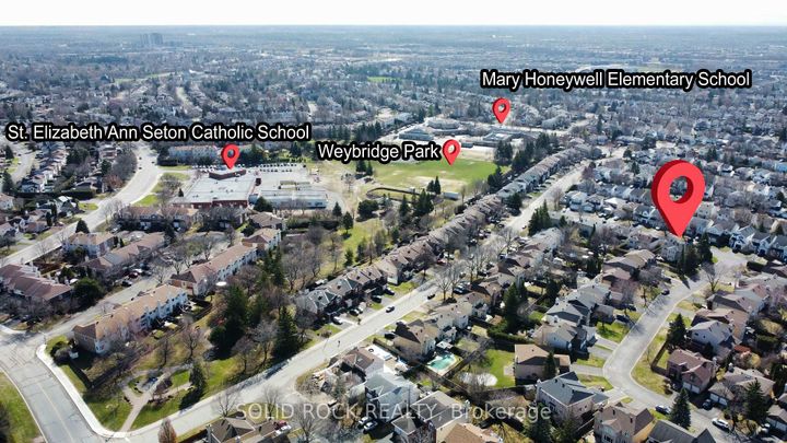 Photo 5 at 41 Framingham Crescent, Nepean (Cedargrove/Fraserdale), Ottawa