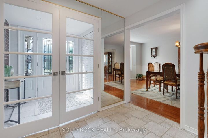 Photo 8 at 41 Framingham Crescent, Nepean (Cedargrove/Fraserdale), Ottawa