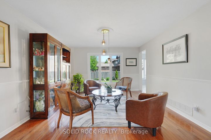 Photo 19 at 41 Framingham Crescent, Nepean (Cedargrove/Fraserdale), Ottawa