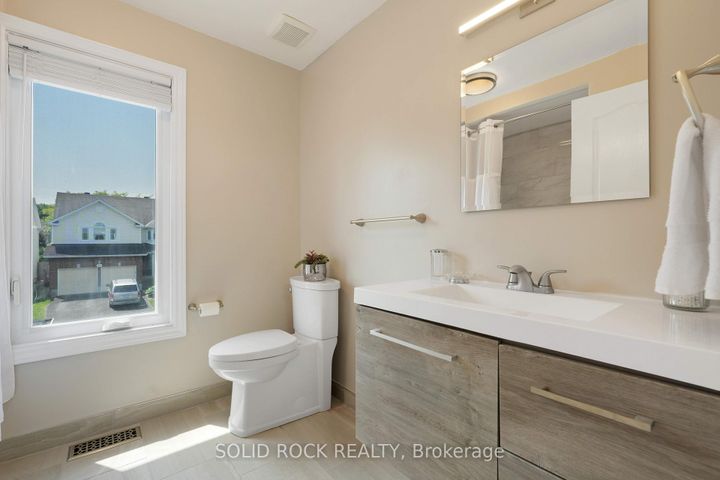 Photo 32 at 41 Framingham Crescent, Nepean (Cedargrove/Fraserdale), Ottawa