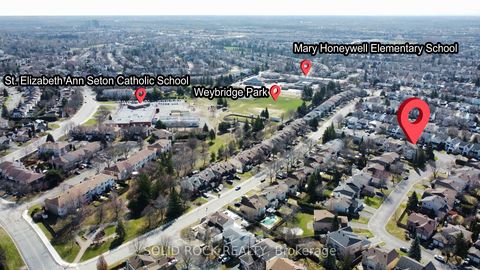 Photo 5 at 41 Framingham Crescent, Nepean (Cedargrove/Fraserdale), Ottawa