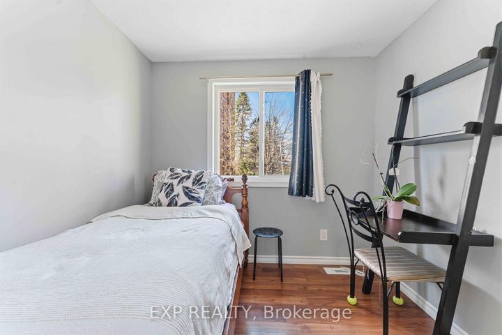 Photo 23 at D - 146 Valley Stream Drive, Nepean (Leslie Park), Ottawa